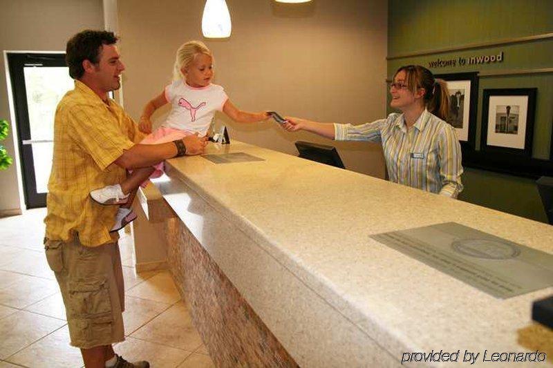 Hampton Inn Inwood Dalaman gambar